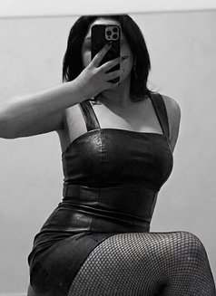 الشيخه سمر - escort in Erbil Photo 1 of 1