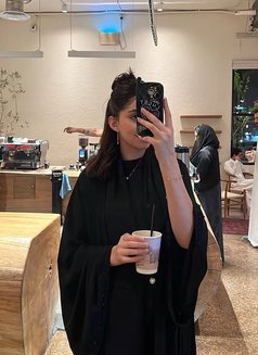 ليلى - escort in Jeddah Photo 3 of 6