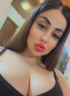 تفاحة ارابيل - escort in Muscat Photo 4 of 8