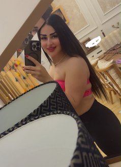 مشمشه عراقيه 🫦 مولعه - escort in Muscat Photo 8 of 10