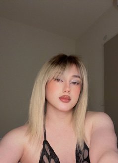 Shams - Transsexual escort in Beirut Photo 18 of 30