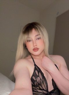 Shams - Transsexual escort in Beirut Photo 23 of 30