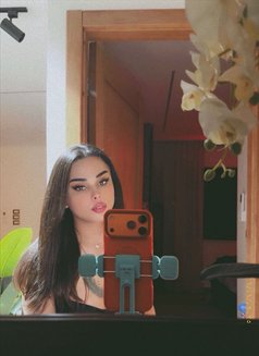 روز - Transsexual escort in Amman Photo 5 of 6