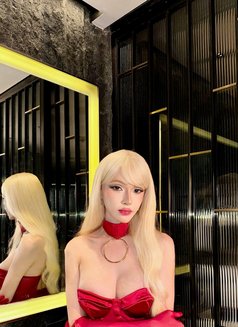 ニューハーフ・カズハ - Transsexual escort in Makati City Photo 16 of 30