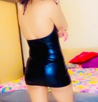 Dina - escort in Amman