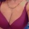 سيلين - escort in Amman