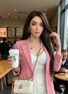 بيان - Dominadora transexual in Amman Photo 13 of 16