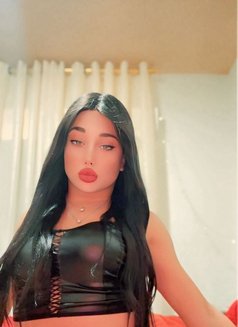 أنجي - Acompañantes transexual in Muscat Photo 4 of 9