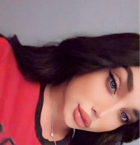 أنجي - Transsexual escort in Muscat Photo 2 of 9