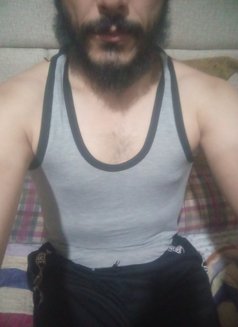 دانيال - Male escort in Amman Photo 1 of 2