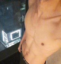 Double Max - Acompañantes masculino in Amman