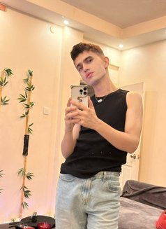 Berkay_bbk - Acompañantes masculino in İstanbul Photo 5 of 7