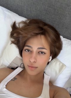 سلطان - Acompañantes masculino in Riyadh Photo 5 of 9