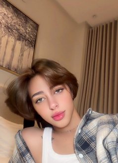 سلطان - Acompañantes masculino in Riyadh Photo 7 of 9