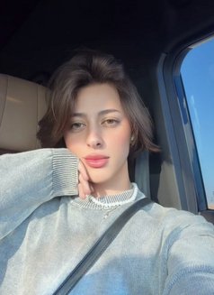 سلطان - Male escort in Riyadh Photo 9 of 12