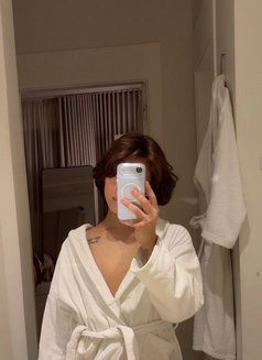 سلطان - Male escort in Riyadh Photo 6 of 9