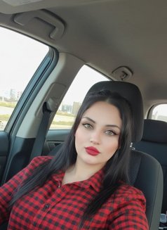 ريان - escort in Beirut Photo 2 of 6