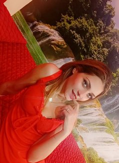 ليال - escort in Beirut Photo 1 of 3