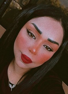 سيلين - puta in Beirut Photo 2 of 9