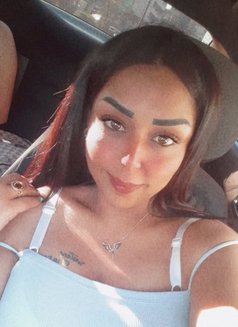 سيلين - puta in Beirut Photo 4 of 9