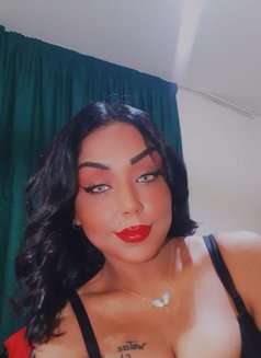 سيلين - puta in Beirut Photo 8 of 9