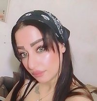 ايلا - escort in Beirut Photo 6 of 7