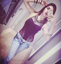 جيسكا - escort agency in Beirut