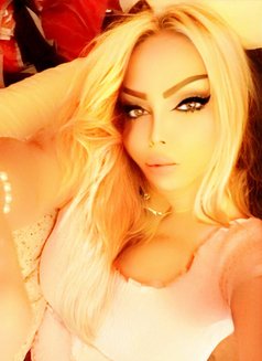 كرسيتنا - masseuse in Dubai Photo 11 of 14