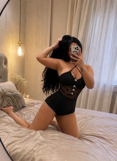 كاتيا 🇱🇧لبنانية في الرياض🇱🇧 - escort in Riyadh Photo 14 of 14
