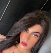 لولو - Transsexual escort in Beirut