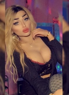 ايلا🧿 - Transsexual escort in Beirut Photo 30 of 30