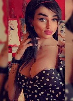 ايلا🧿 - Transsexual escort in Beirut Photo 15 of 23