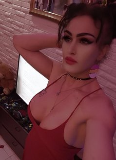نور - Acompañantes transexual in Beirut Photo 9 of 11