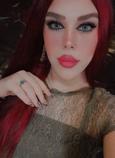 جونيلا - Transsexual escort in Beirut Photo 16 of 17