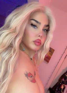 نرجس اللبنانيه - Acompañantes transexual in Beirut Photo 8 of 10