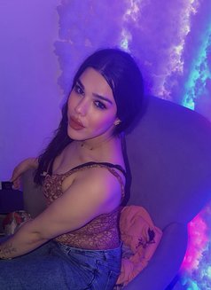 جونيلا - Transsexual escort in Beirut Photo 10 of 23