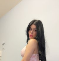 شمس - Transsexual escort in Beirut Photo 19 of 19