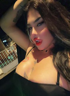 نرجس اللبنانيه - Transsexual escort in Beirut Photo 9 of 11