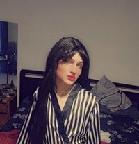 سالي - Transsexual escort in Beirut