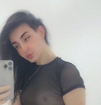 اقرا التفاصيل قبل لا ترسلي - Transsexual escort in Cairo