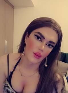 ديفا جيجي - Acompañantes transexual in Dubai Photo 12 of 16