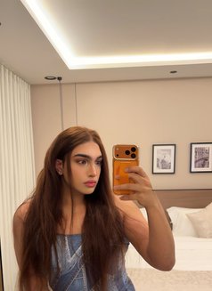 عنودي اكبر زب في الخليج - Acompañantes transexual in Jeddah Photo 9 of 10