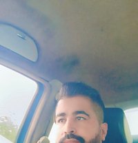 بيور توب ماستر عنيف - Acompañantes masculino in Beirut