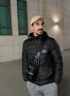 صخر - Male escort in Beirut Photo 2 of 2