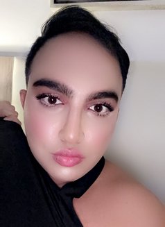عنادي - Male escort in Riyadh Photo 5 of 15