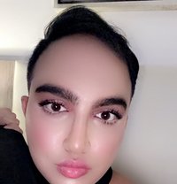 عنادي - Male escort in Jeddah Photo 3 of 11