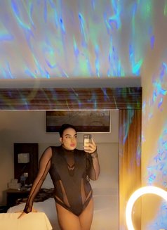 عنادي - Male escort in Riyadh Photo 8 of 15