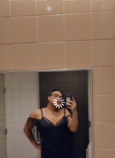 عنادي - Male escort in Riyadh Photo 12 of 15