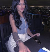 جوليا - escort in Bangkok