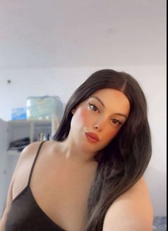 فرولة - Acompañantes transexual in Muscat Photo 2 of 2